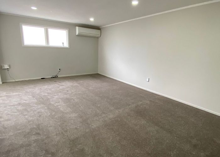  at 25 Miles Avenue, Papatoetoe, Auckland