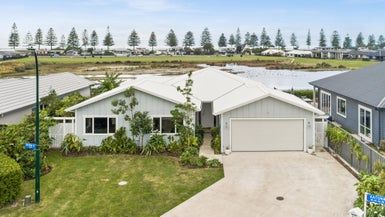  at 32 Kaituna Place, Te Awa, Napier