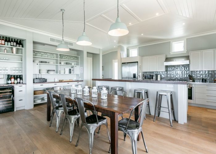  at 313 Clifton Road, Te Awanga, Te Awanga