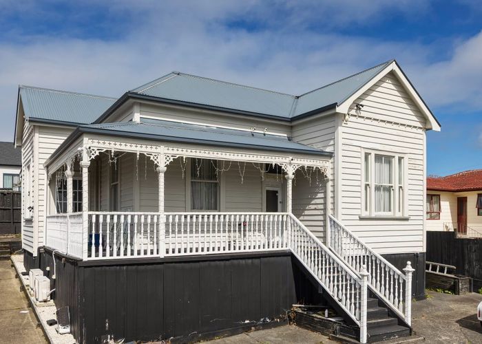  at Blockhouse Bay, Auckland City, Auckland