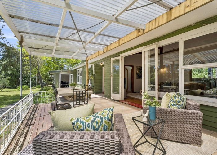  at 54 Taylor Road, Mangere Bridge, Manukau City, Auckland