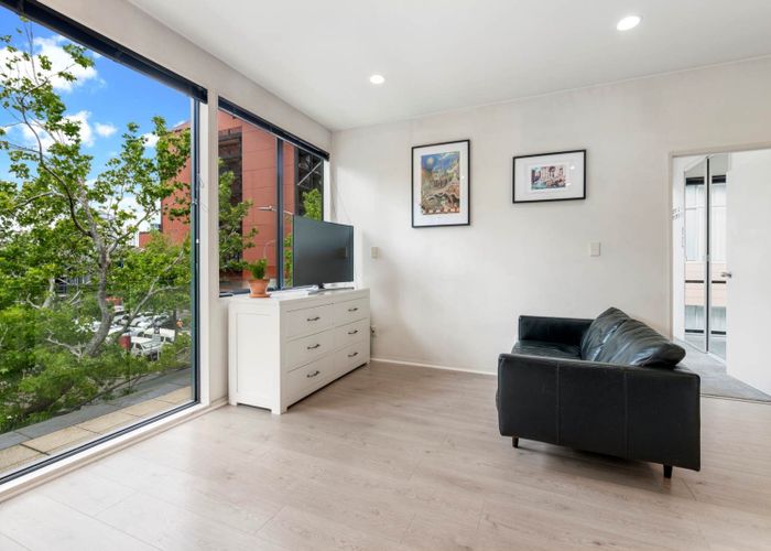  at 2O/72 Wellesley Street West, Auckland Central, Auckland