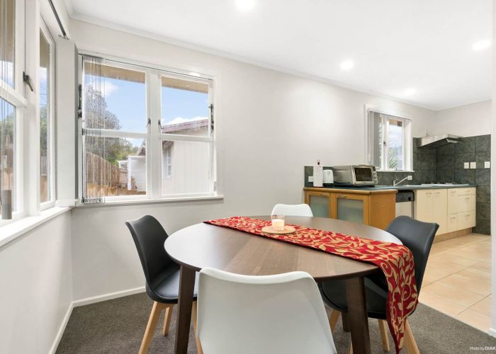  at 1/56 Archers Road, Glenfield, North Shore City, Auckland