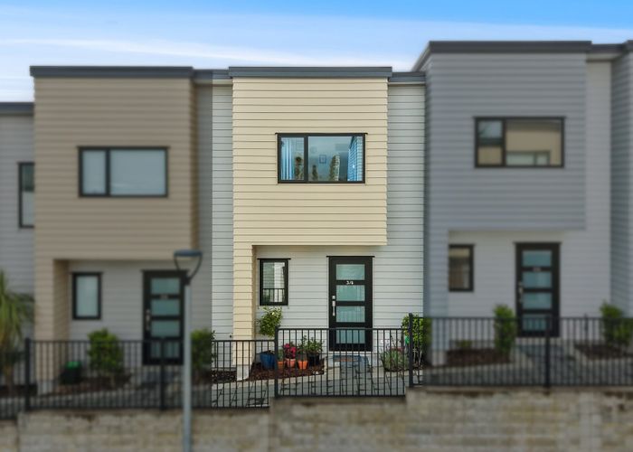  at 3/6 South Pacific Place, Henderson, Waitakere City, Auckland