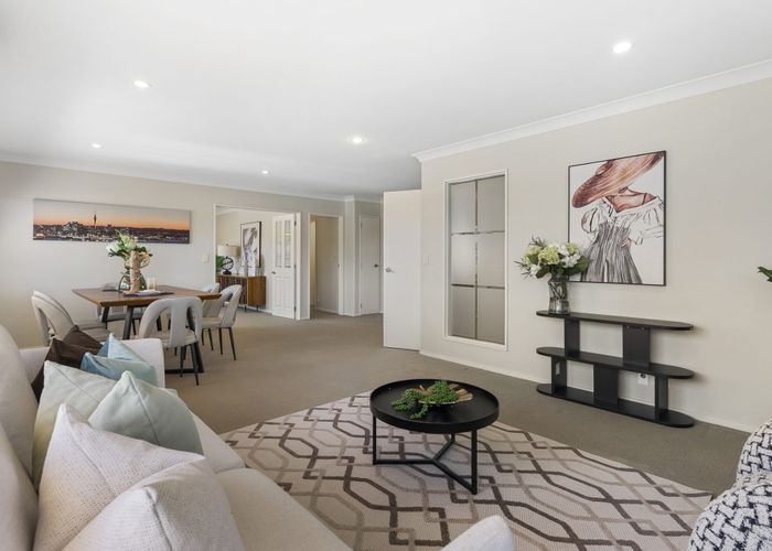  at 12 Valderama Drive, Flat Bush, Manukau City, Auckland