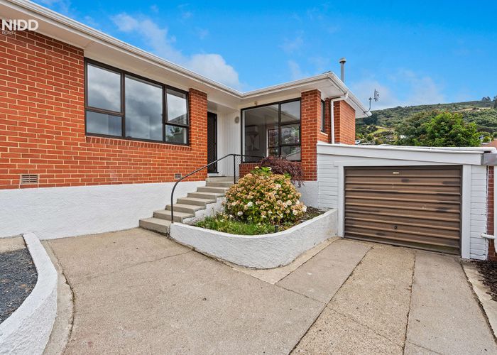  at 111 Centennial Avenue, Helensburgh, Dunedin