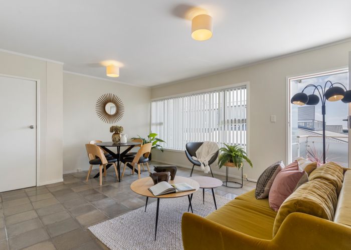  at 6/186 Garnet Road, Westmere, Auckland