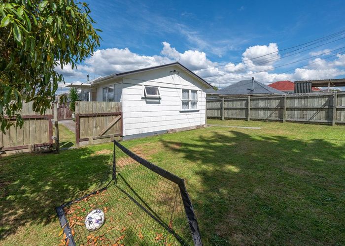  at 1/19 York Street, Glenholme, Rotorua, Bay Of Plenty