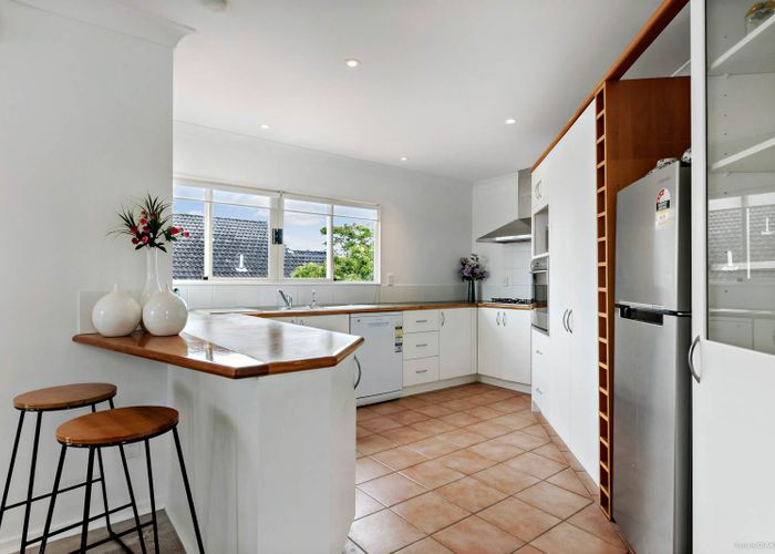  at 27A Kokiri Street, Te Atatu South, Auckland
