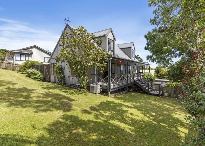  at 2 Thistledew Place, Bayview, North Shore City, Auckland