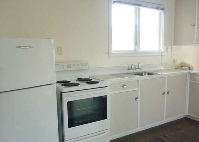  at 2/8 Dover Street, St. Albans, Christchurch City, Canterbury