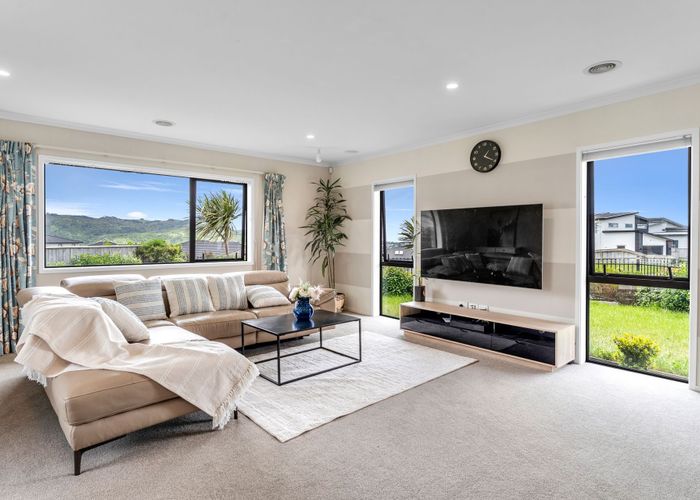  at 117 Queen Charlotte Drive, Aotea, Porirua, Wellington