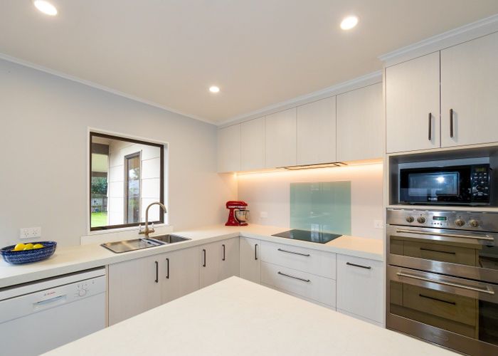  at 1210 Louie Street, Parkvale, Hastings