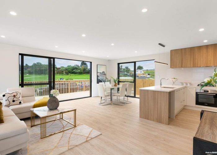  at 83  Hamilton Drive, Waiuku, Franklin, Auckland