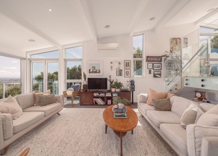  at 277 Cannon Hill Crescent, Mount Pleasant, Christchurch City, Canterbury