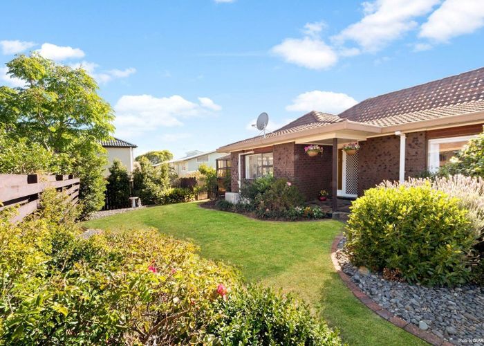  at 66 Donovan Street, Blockhouse Bay, Auckland City, Auckland