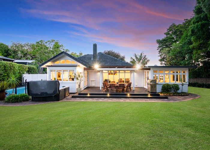  at 94 Sylvia Road, Hillcrest, Auckland