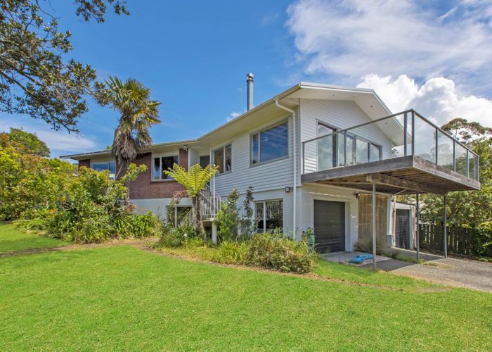  at 90 Stredwick Drive, Torbay, Auckland