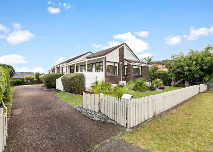  at 3 Westpark Drive, West Harbour, Auckland