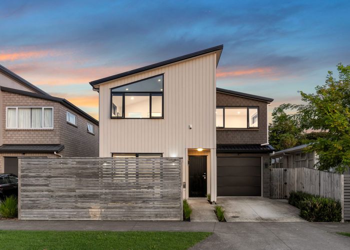  at 4 Crieff Place, Te Atatu Peninsula, Auckland