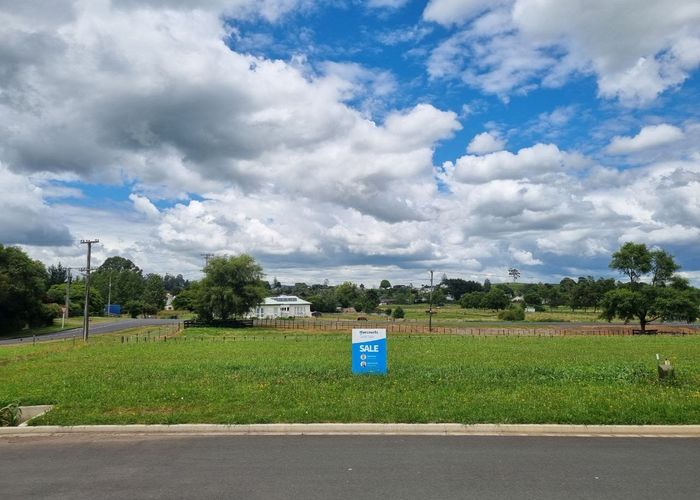  at 12 Sunline Crescent, Paeroa, Hauraki, Waikato