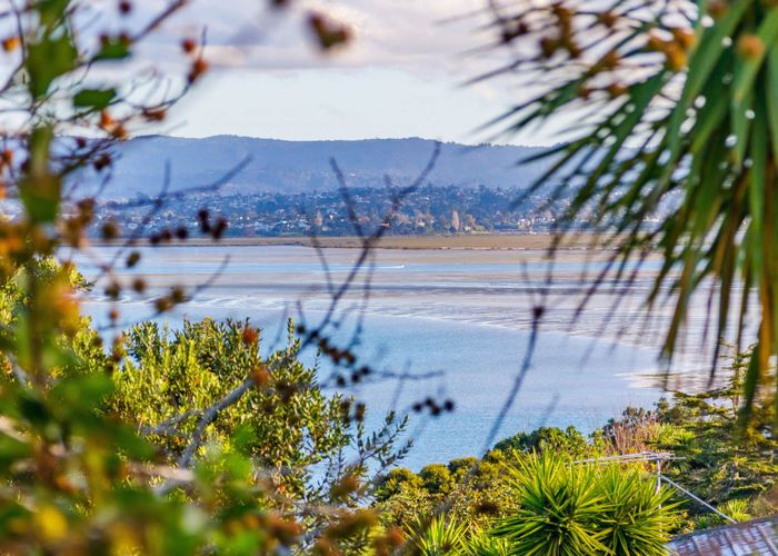  at 13 Sispara Place, Beach Haven, Auckland
