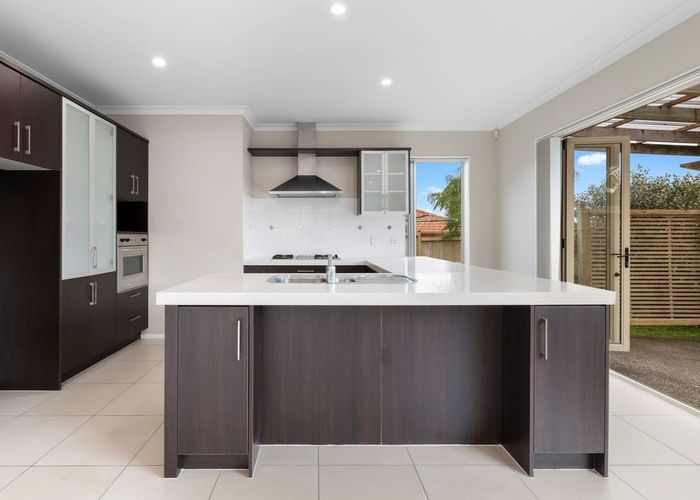  at 6 Karson Place, Flat Bush, Manukau City, Auckland