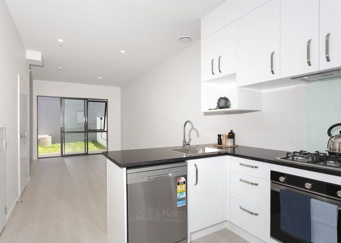  at 9/2C Walsall Street, Avondale, Auckland City, Auckland