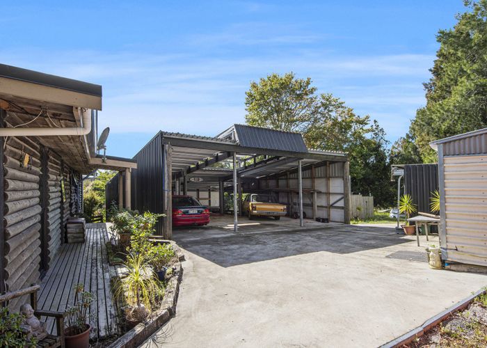 at 3 Crows Nest Road, Hikurangi