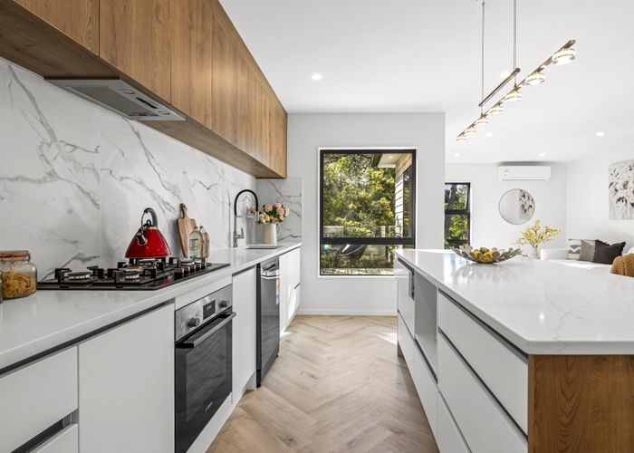  at 5B Saddleback Rise, Murrays Bay, North Shore City, Auckland