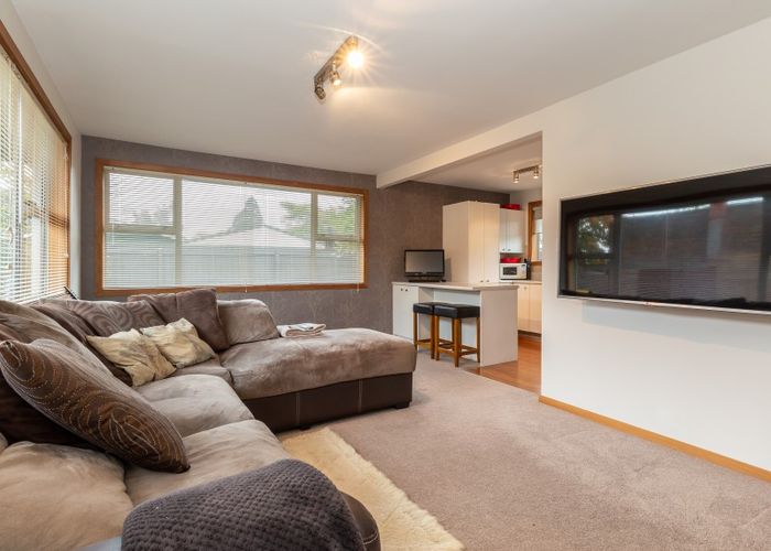  at 2/128 Foremans Road, Islington, Christchurch