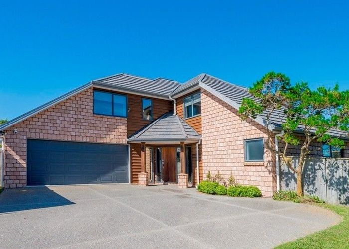  at 62 The Drive, Paraparaumu Beach, Kapiti Coast, Wellington