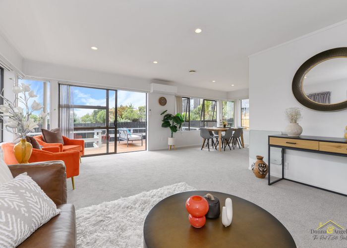  at 4/19 Heaphy Street, Blockhouse Bay, Auckland