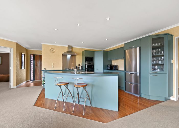  at 68 Wiltshire Drive, Huntington, Hamilton