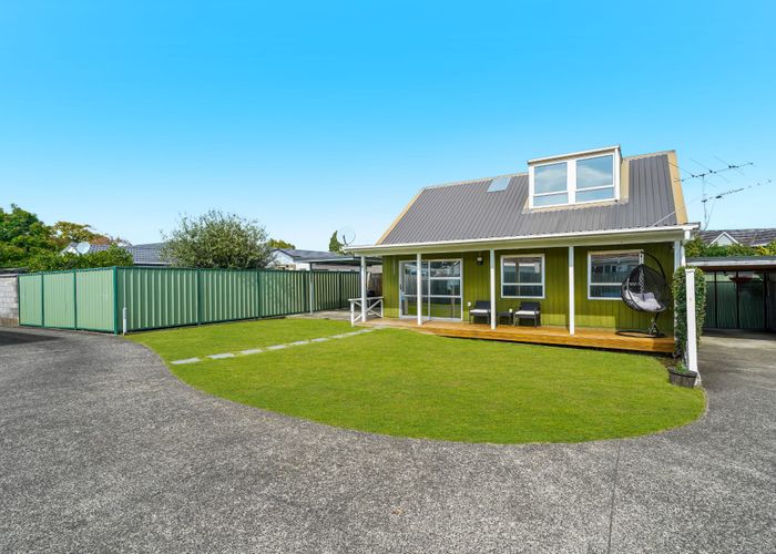  at 1/11 Honey Place, Weymouth, Manukau City, Auckland