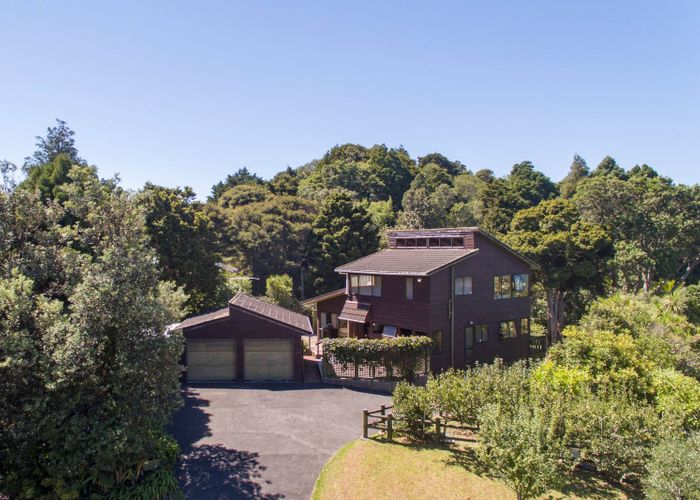  at 2A Kauri Point Road, Laingholm, Auckland