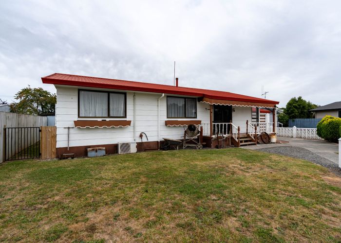  at 14 Brightwell Place, Nawton, Hamilton