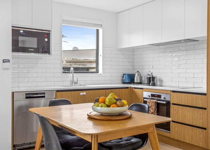  at 48B Lyttelton Avenue, Forrest Hill, North Shore City, Auckland