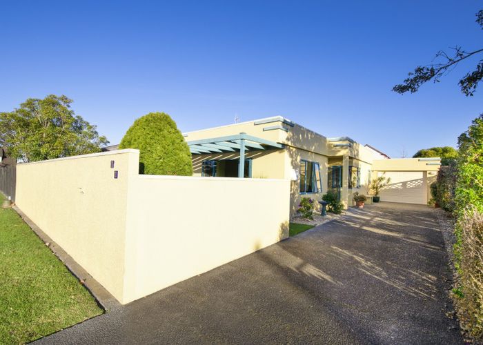  at 2A Cambridge Terrace, Taradale, Napier, Hawke's Bay