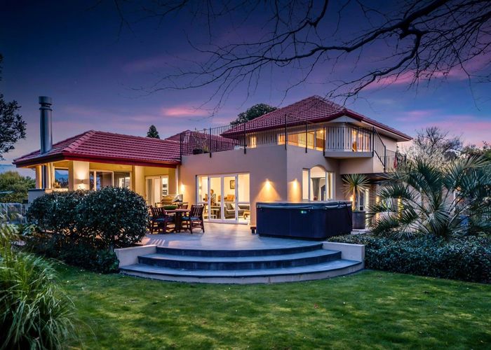  at 305 Mangorei Road, Merrilands, New Plymouth, Taranaki