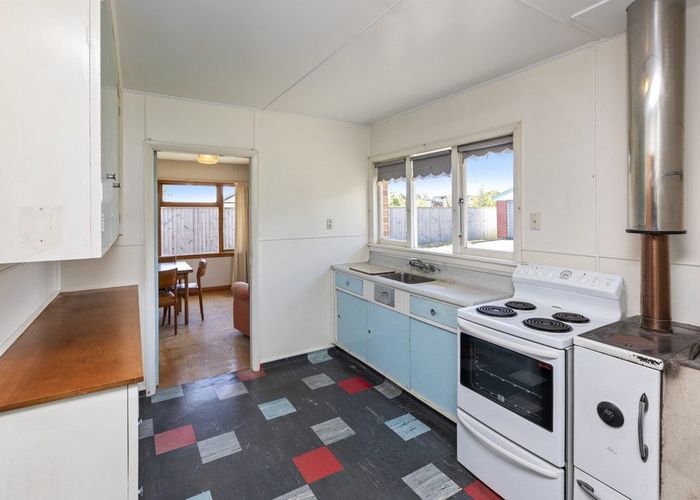  at 24 Brookside Terrace, Bryndwr, Christchurch