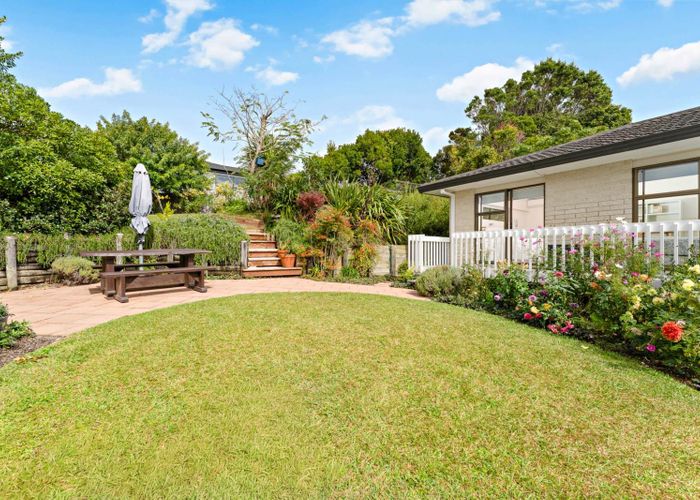  at 51 Redwing Street, Browns Bay, North Shore City, Auckland