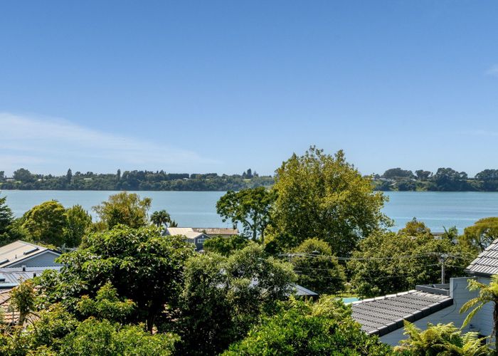  at 43a Thirteenth Avenue, Avenues, Tauranga, Bay Of Plenty