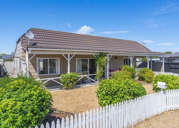  at 2/43 Arthur Crescent, Hilltop, Taupō