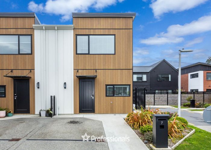  at 7 Reakes Crescent, Wallaceville, Upper Hutt, Wellington