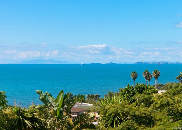  at 39 Gulf View Road, Murrays Bay, Auckland