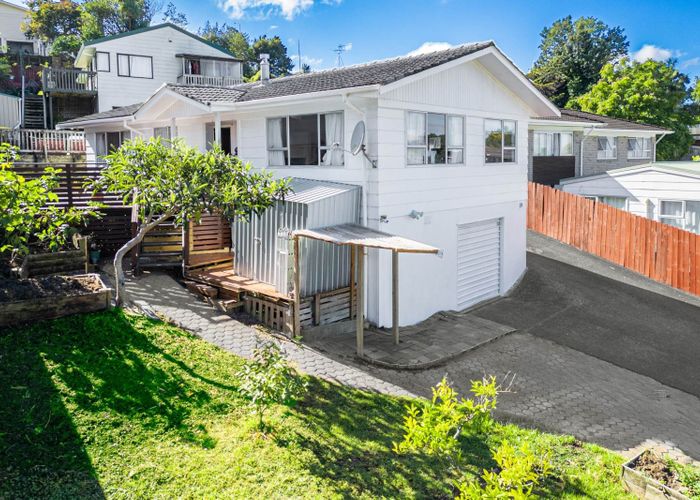  at 1/19 Sapphire Place, Bayview, Auckland