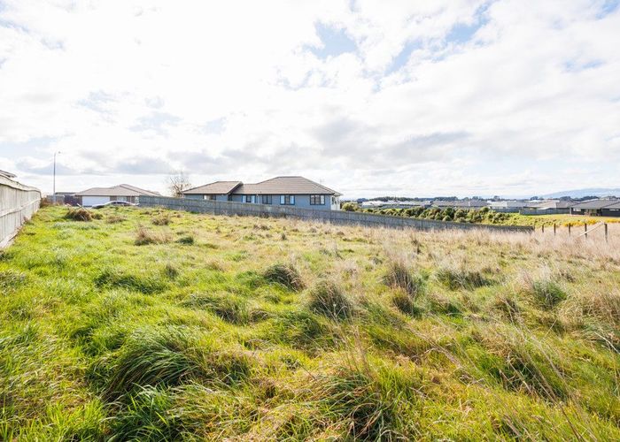  at 17 Gibraltar Way, Fitzherbert, Palmerston North, Manawatu / Whanganui