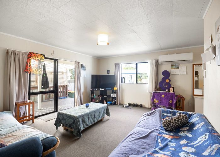  at 4 Silkwood Lane, Melville, Hamilton
