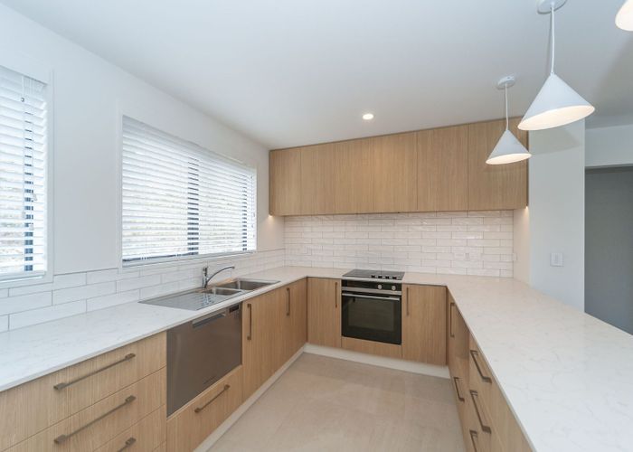  at 33 Oakum Road, Whitby, Porirua, Wellington